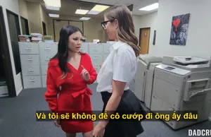 Bị người vợ vú ngon của tiền bối gạ địt