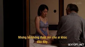đĩ cấp dưới chăm sóc cho cấp trên trong chuyến công tác