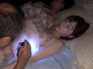 Những gã họ hàng khốn nạn bên chồng yêu đã chuốc thuốc kích dục tôi