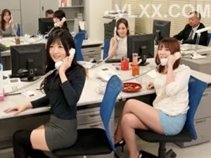 Không thể cưỡng lại con chim to bự của anh trai