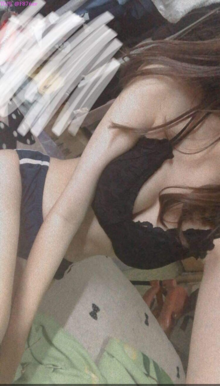non như này kh bú thì hơi phí